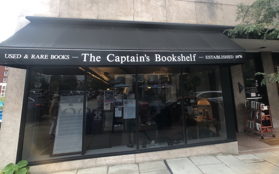 The Captain’s Bookshelf – Asheville, North Carolina